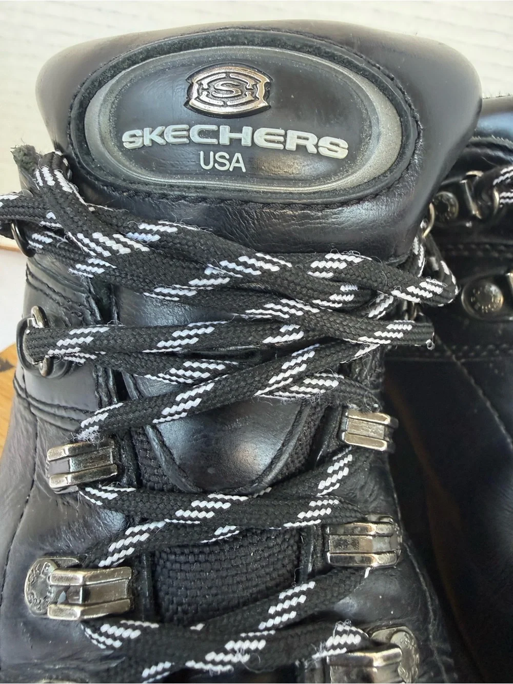 Vintage Skechers SN 690 Black Leather Hiking Trail Shoes Men’s US 9.5 Y2K Chunky